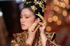 清朝后宫们戴的手指套叫什么名字？清朝指甲套一定要带吗等级怎么分