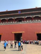 午门为什么叫五凤楼、菜市口？午门为什么凹进去